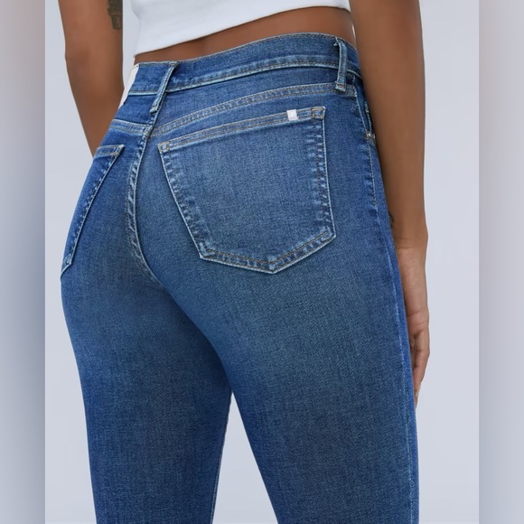 Everlane Mid Rise Jeans Organic Cotton (Size 30)  (Great Condition) - Picture 10 of 11